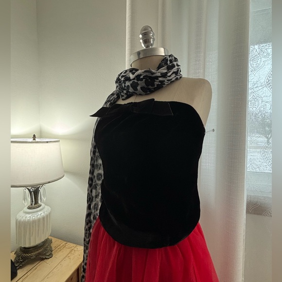 WAYF Black Velvet Bustier, L, VGUC - Picture 6 of 12